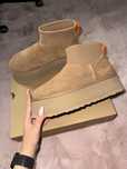 UGG classic mini dipper