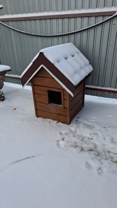 Продам будку для собаки