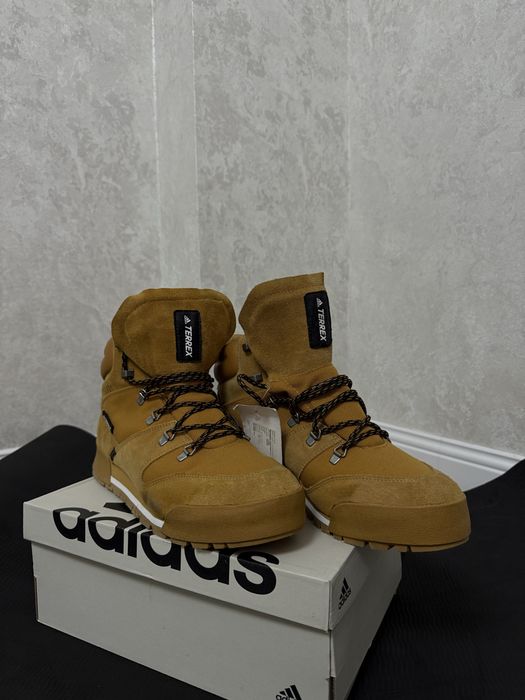 Зимняя обувь мужской adidas terrex 44 размер