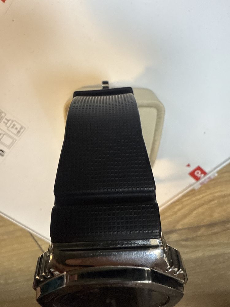 Casio g-shock gm-2100