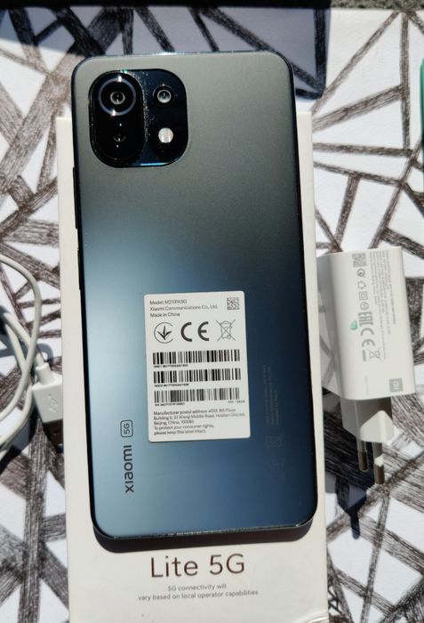 Xiaomi Mi 11 Lite 5G 8/128 Gb + 128 card