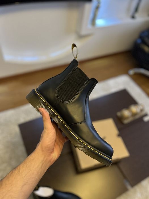 Ghete Dr. Martens Chelsea – Mărimea 44 – Noi, Nepurtate
