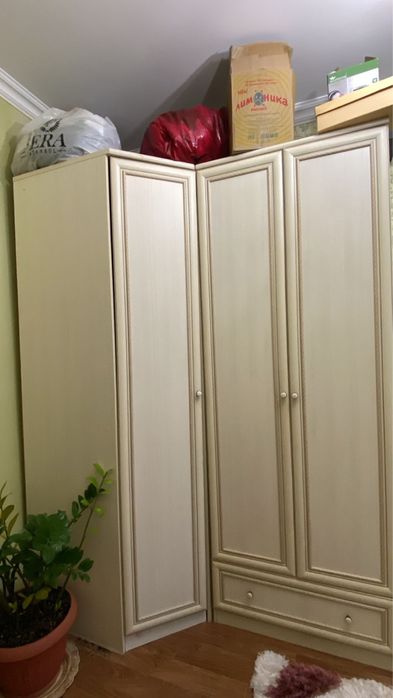 Продается шифоньер в хорошем состоянии.