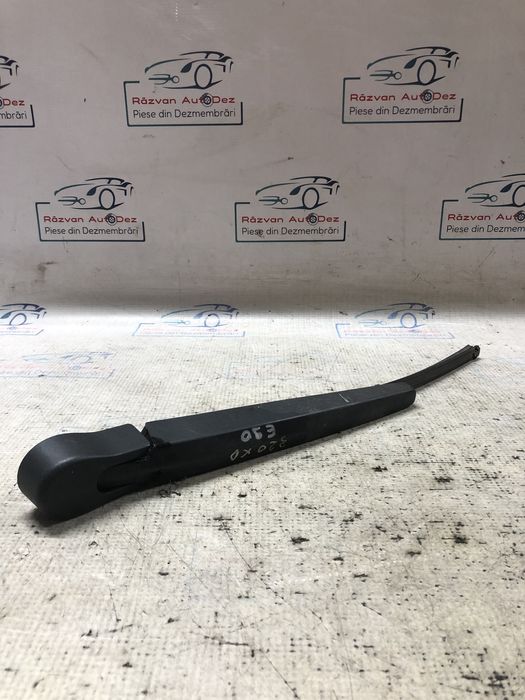 stergator hayon bmw 320 e90 2012