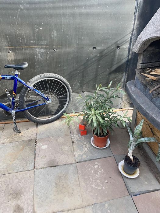 Saracen  Traverse cu roti de 26 și cadru aluminiu