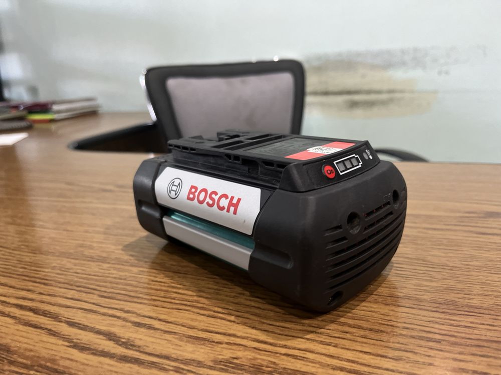 Vand Acumulator BOSCH 36V -2,6 Ah