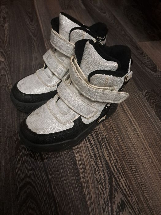 Детски боти и маратонки Адидас -  30номер
