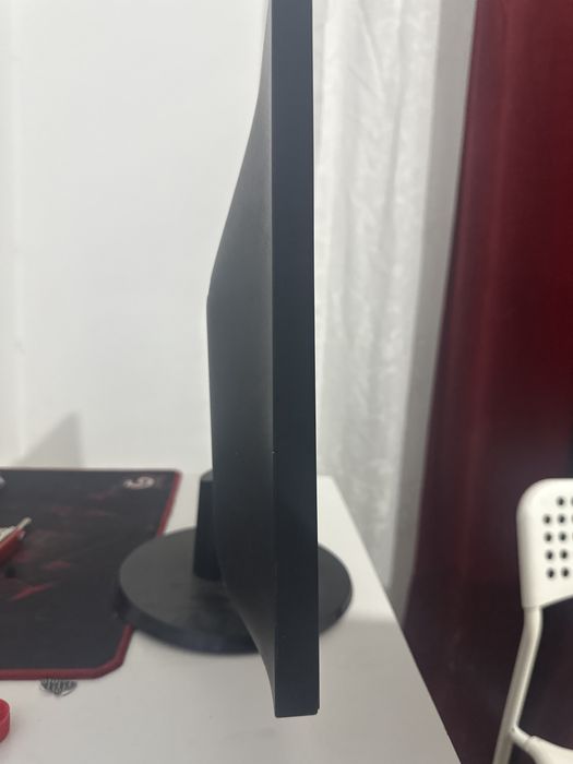 продаю монитор 60гц