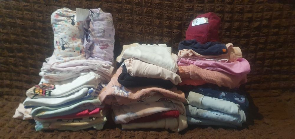 Lot haine fete 4-6 ani