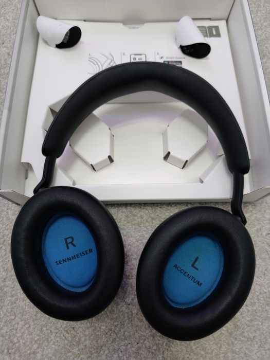 Sennheiser - ACCENTUM Wireless limited edition, сини