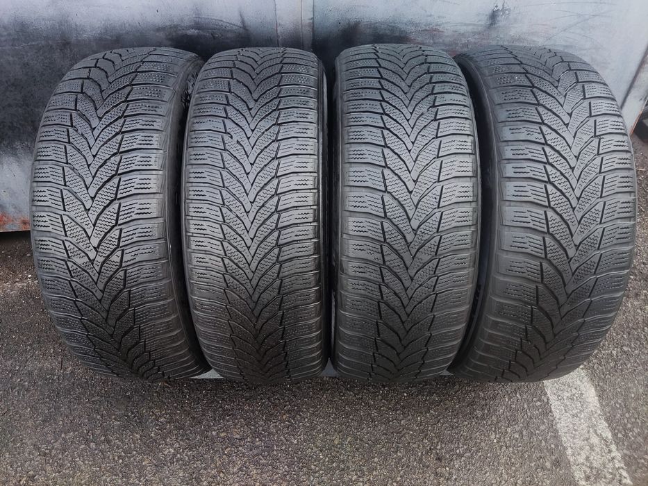 4бр зимни гуми 215/55/17 Nexen Winguard Sport 2
dot 3121
6.75mm