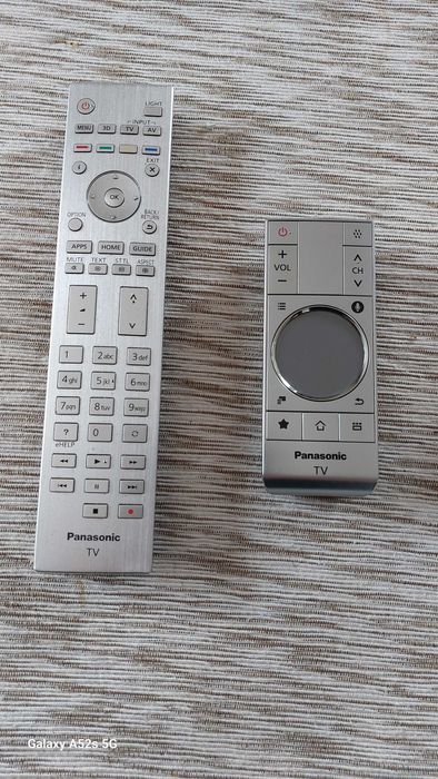 Vand telecomande originale Panasonic