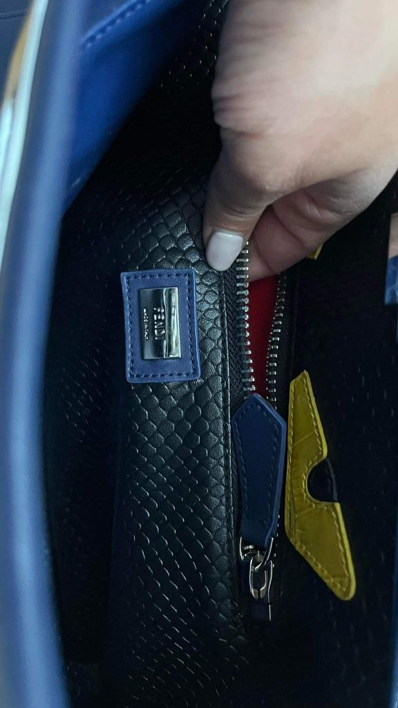 Fendi  Peekaboo Monster оригинална