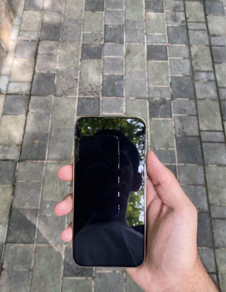 Iphone 13pro sotiladi
