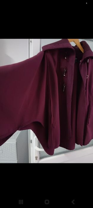 Capa elegantă grena
