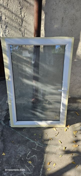 Geam termopan fără rama cu deschidere