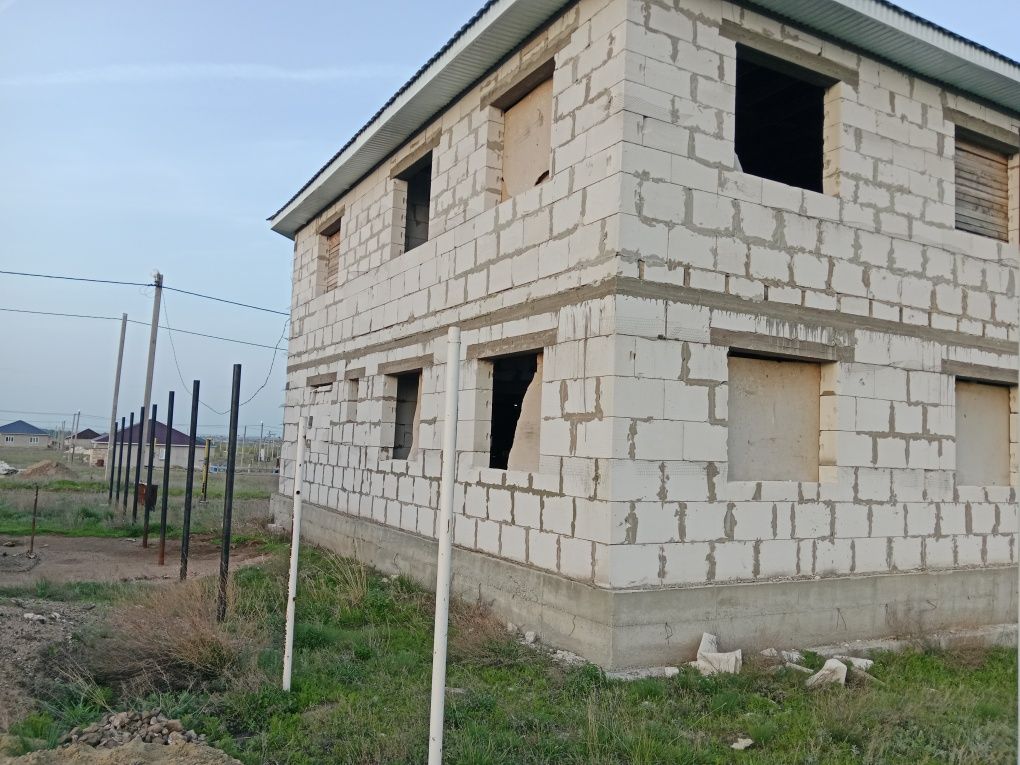 Продам коттедж черновой вариант