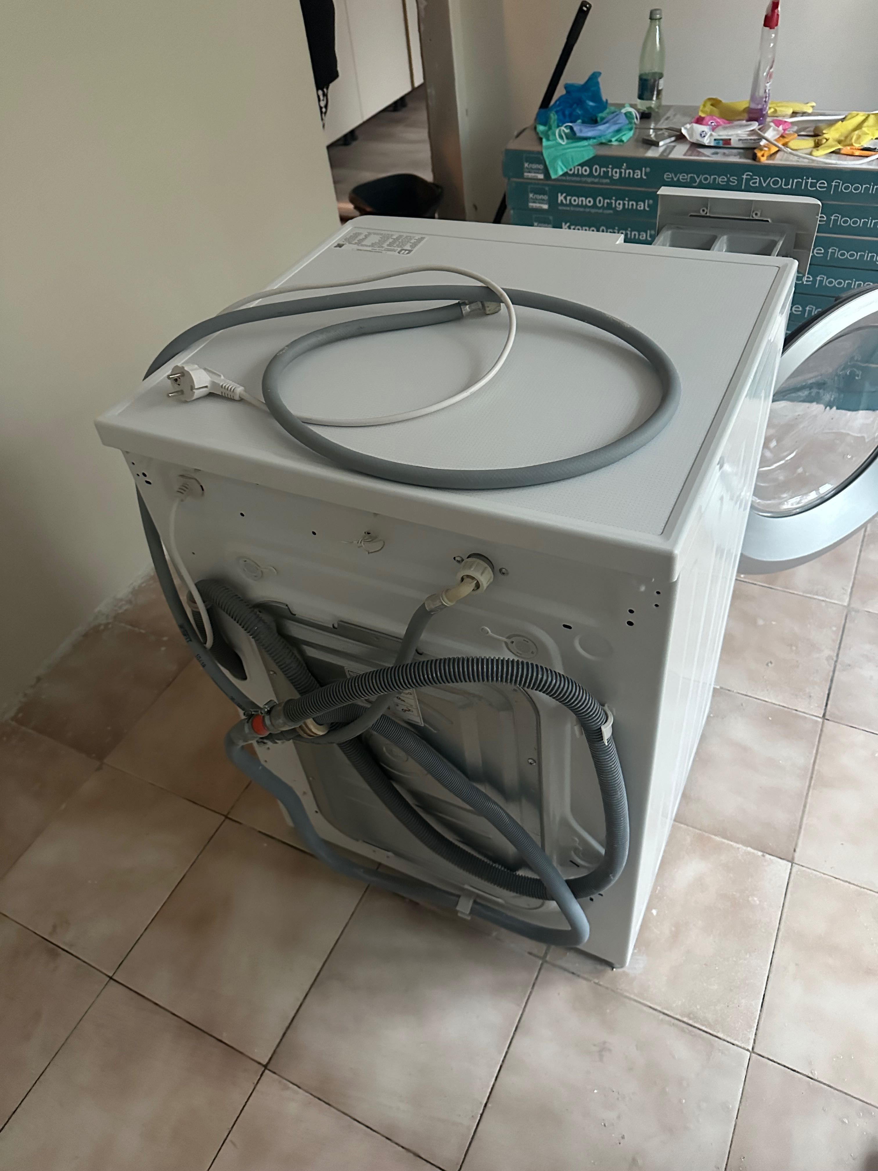 Пералня LG FC1007S5W – 7 kg, 6 Motion Inverter Direct Drive