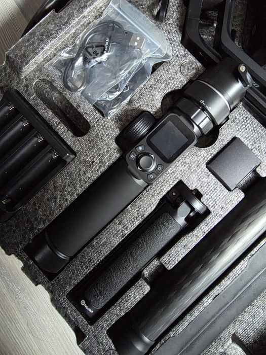 Gimbal Feyutech nou