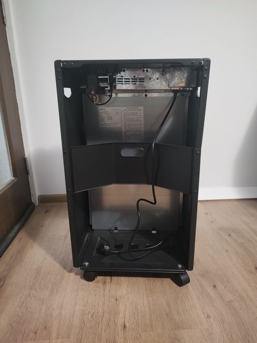 Vând sobă metalica pe gaz  si rezistente pe quartz