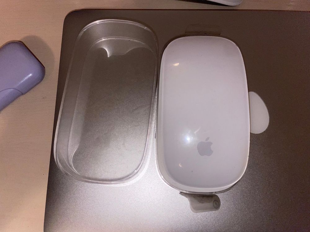 Мышь Apple Magic Mouse