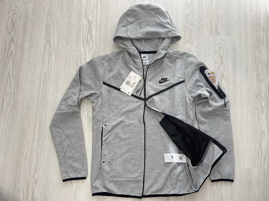 Trening Nike TECH Fleece Gri / Set complet ./ Bumbac 100%