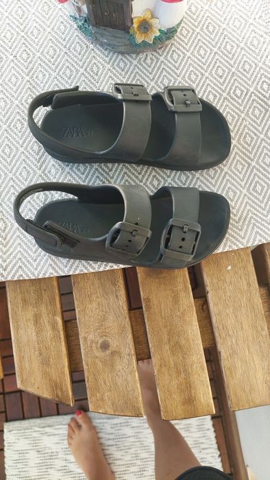 Детски стоножки Decathlon + подарък джапанки Zara 28 номер