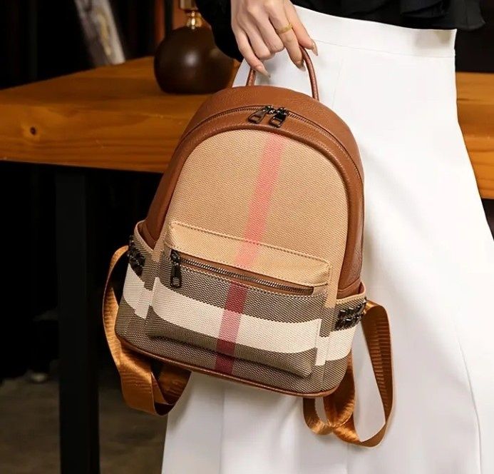 Set(rucsac+portofel),import Italia,saculet, etichetă