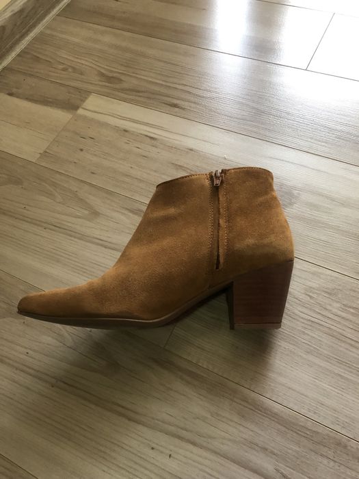 Велурени боти Mango