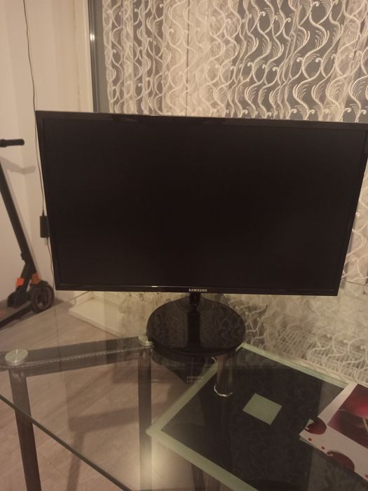 Vând monitor samsung