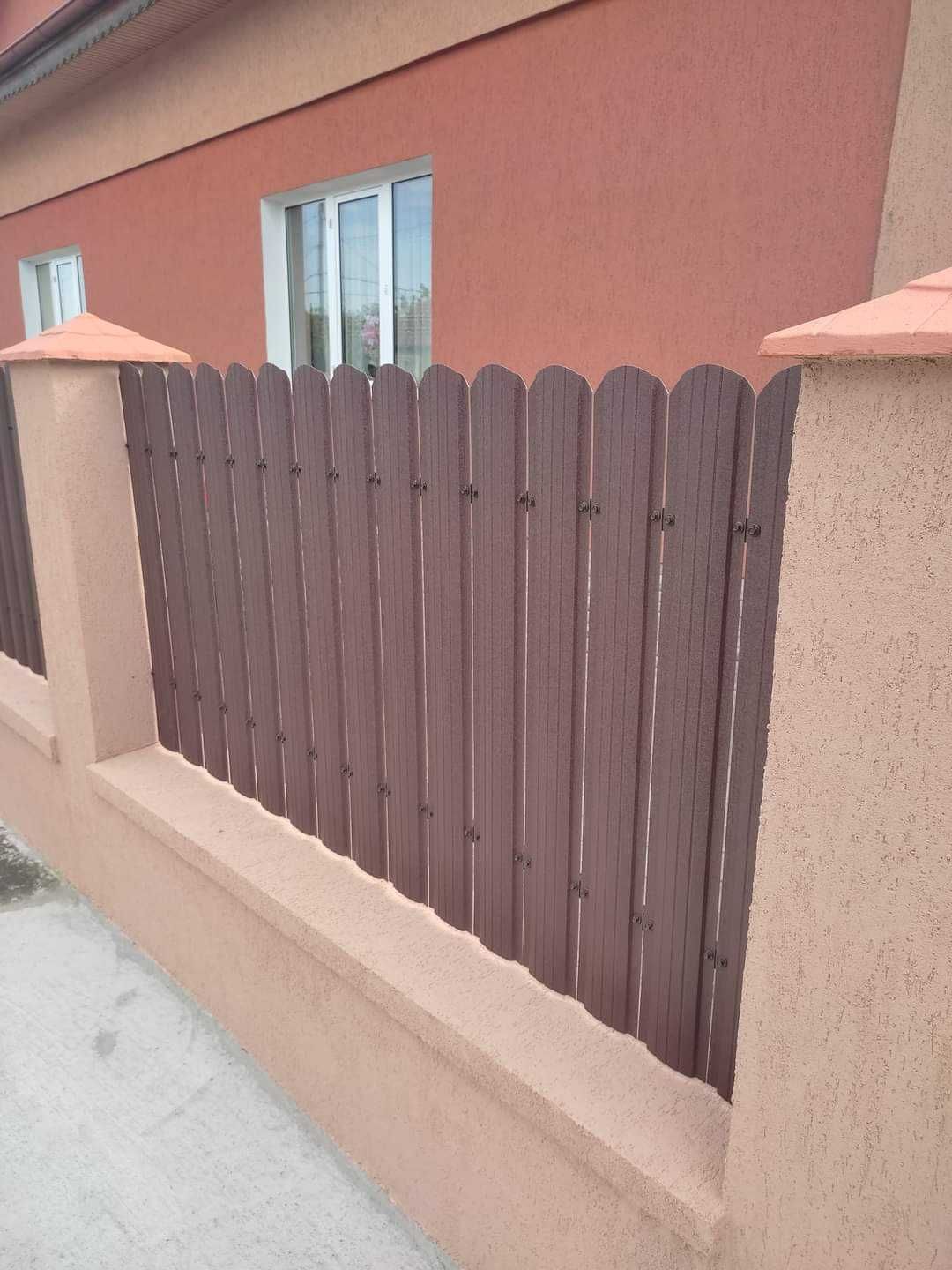 Garduri din sipca metalica si porti de diferite modele si dimensiuni