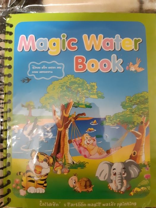 Магическа книжка за оцветяване с вода