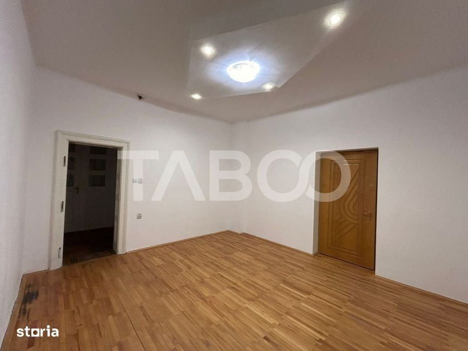 Apartament de vanzare cu garaj terasa 55 mpu zona Central Sibiu