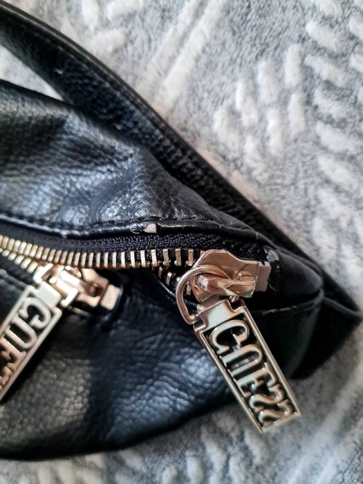 Чанта GUESS, оригинална