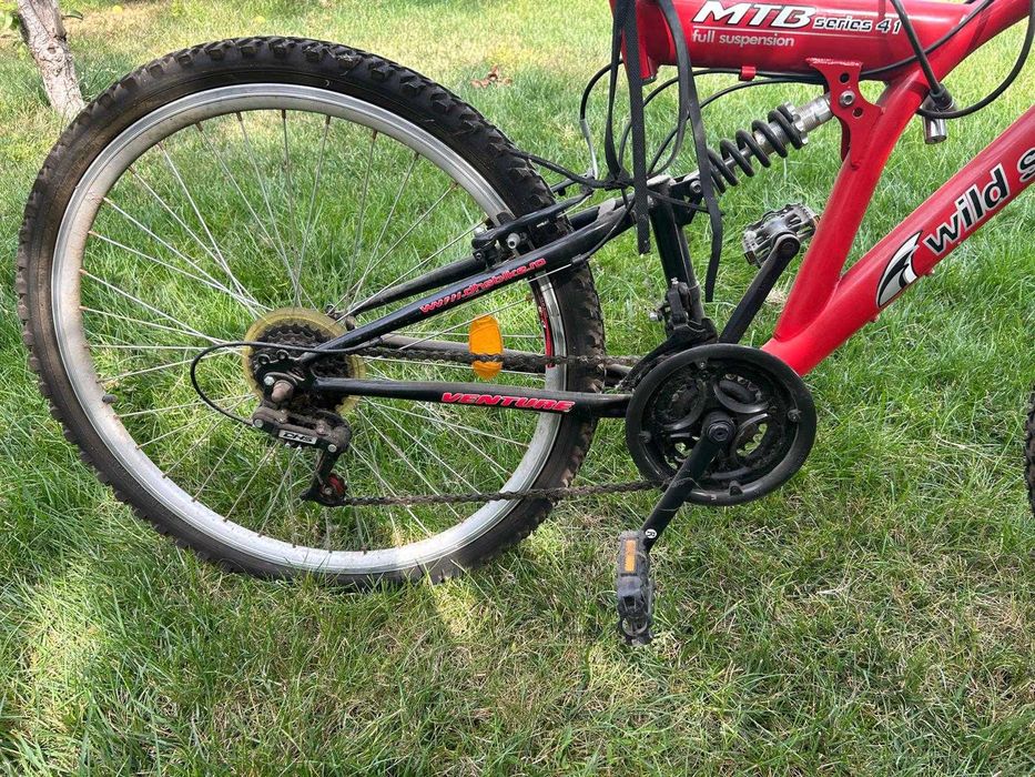 Bicicleta 24", 18 viteze, full suspension