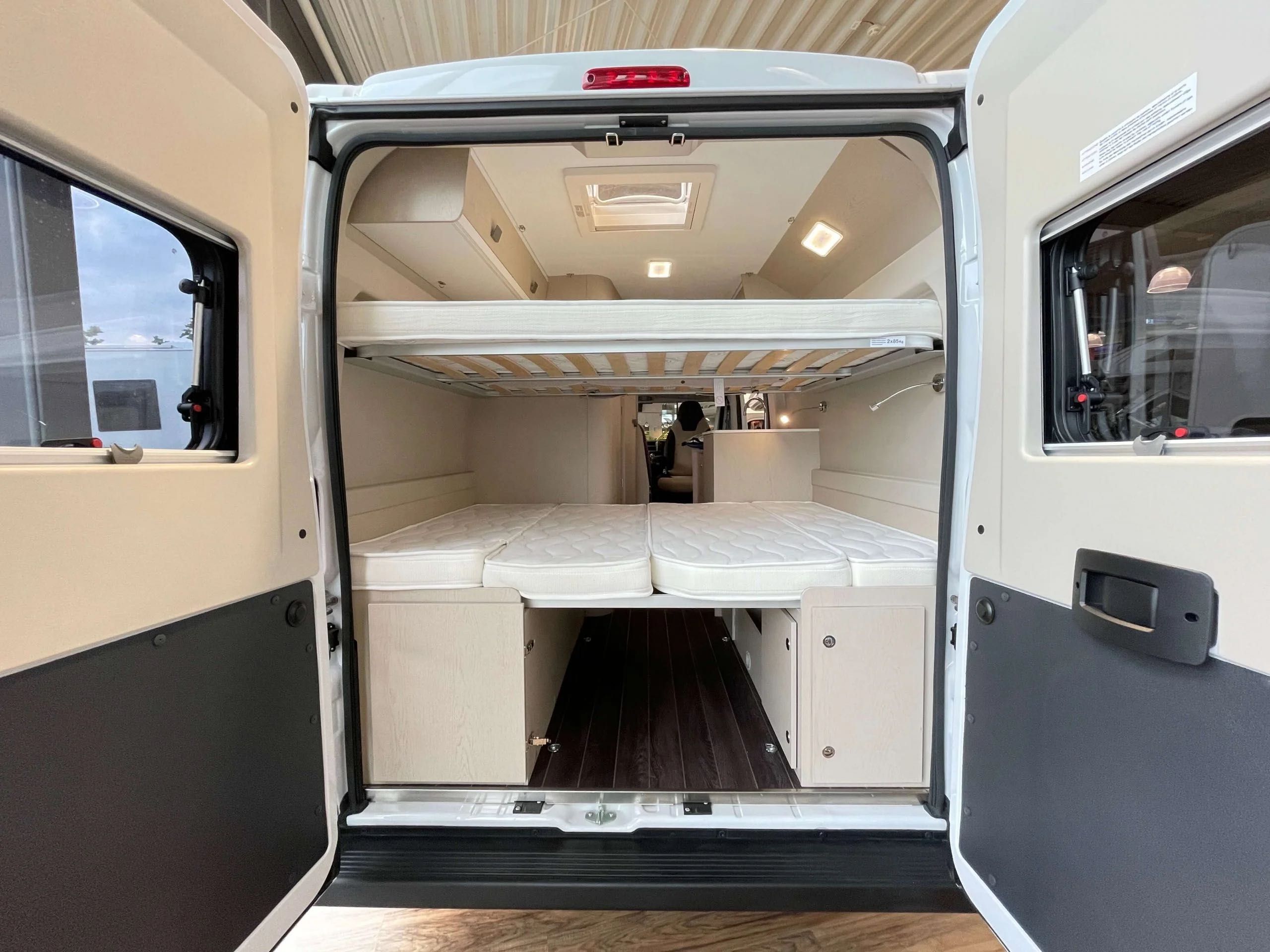 Vanzare Autorulote X-VAN 5, MODEL 2025, Nou, 4 LOCURI, FIAT