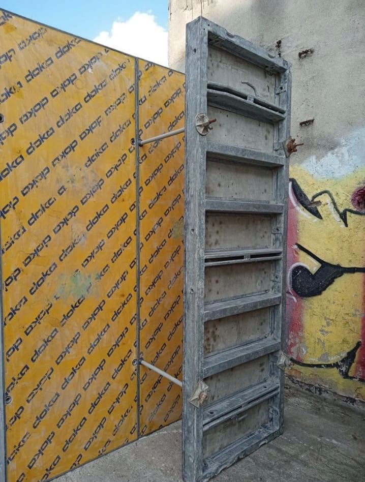 Vând cofraje metalice diferite tipuri și mărci