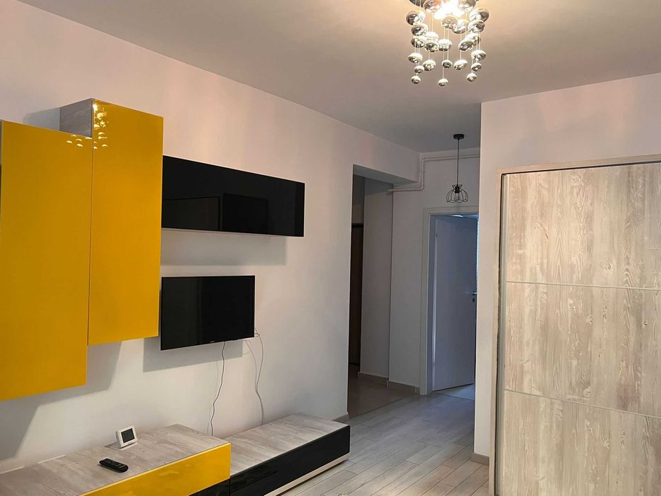 Proprietar inchiriez gars  GROZAVESTI, POLITEH  linga regie rezidence