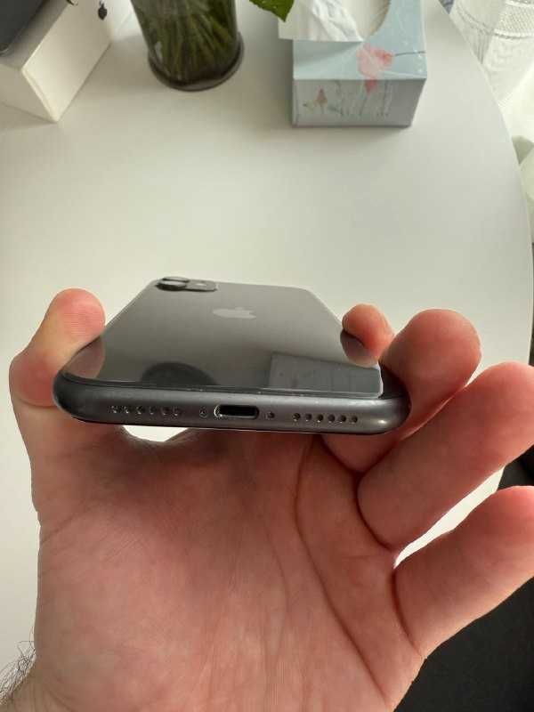 iPhone 11 хубаво состояние