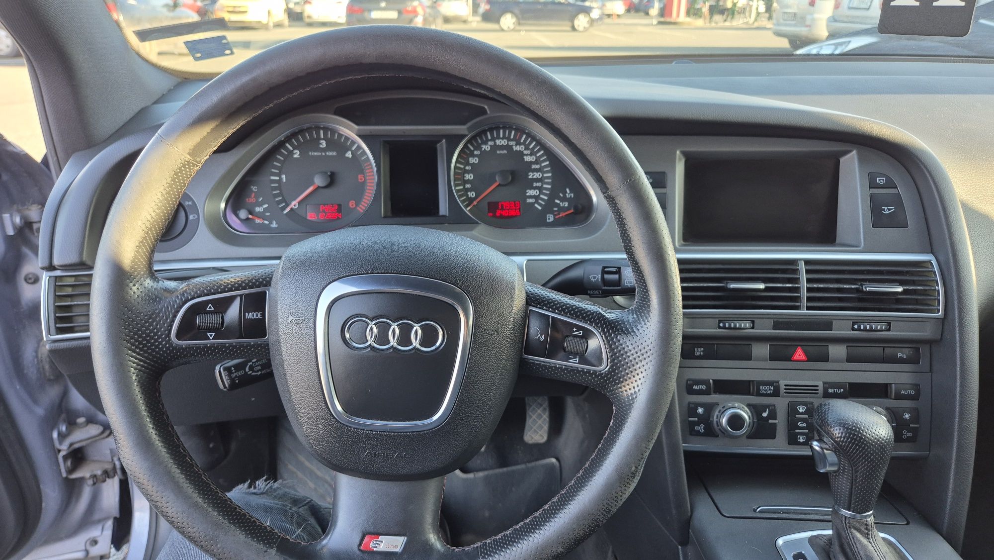 Продавам Audi A6 C6