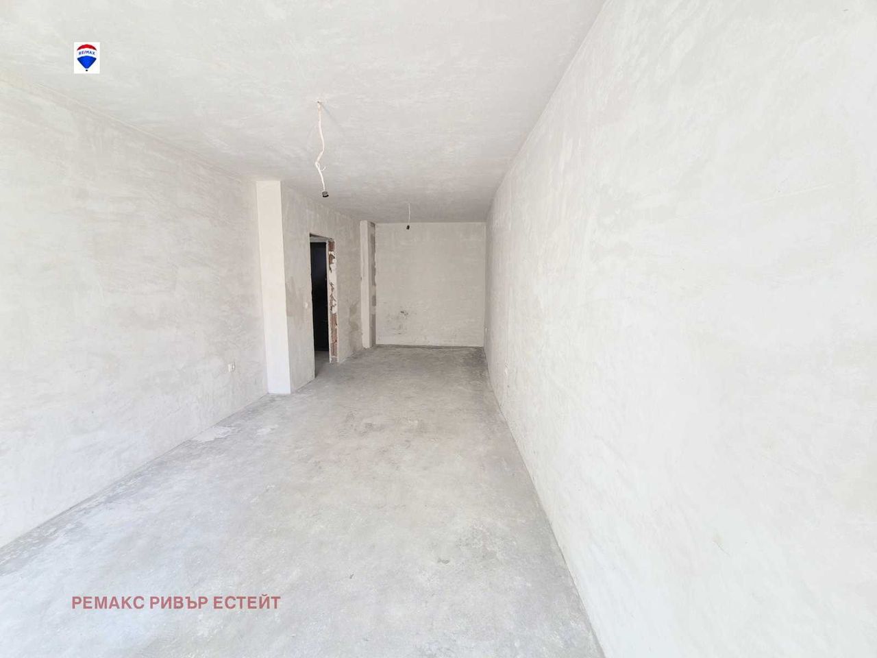 Продава се Двустаен апартамент в Русе, Център - 74 кв.м за 1609 €/кв.м - Снимка #5