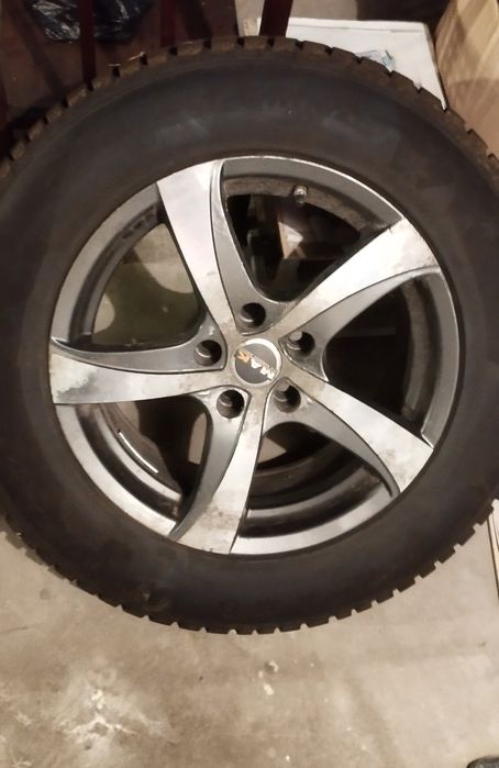 Зимни гуми DYNAMO 235/65 R17 + джанти Toyota RAV4, Honda CR-V, Nissan