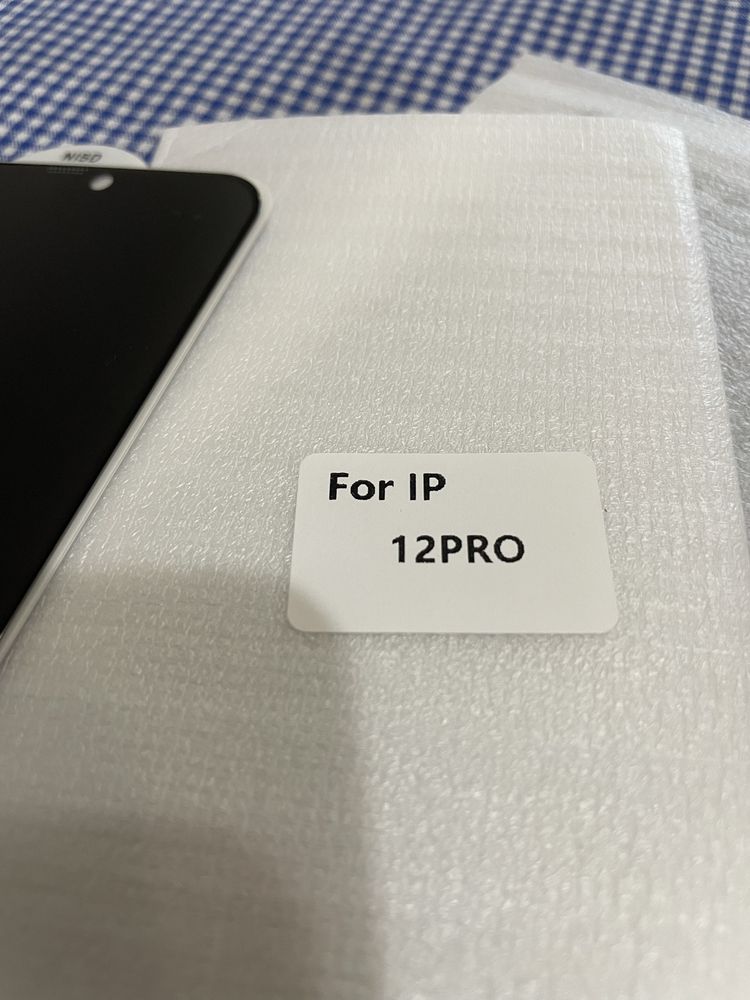 Протектор  ANTI-PEEP за IPhone 12 Pro