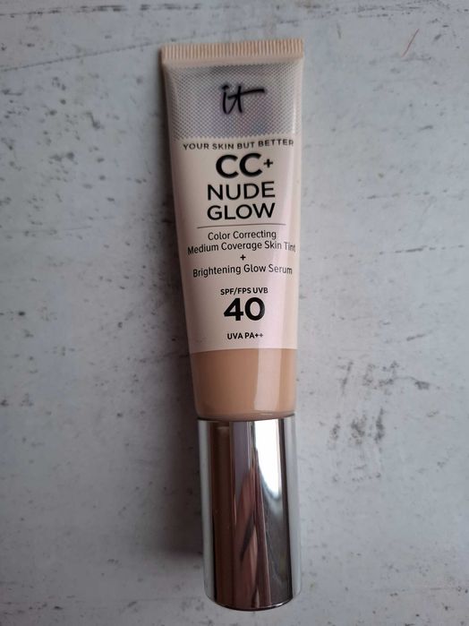 IT Cosmetics CC Cream Nude Glow