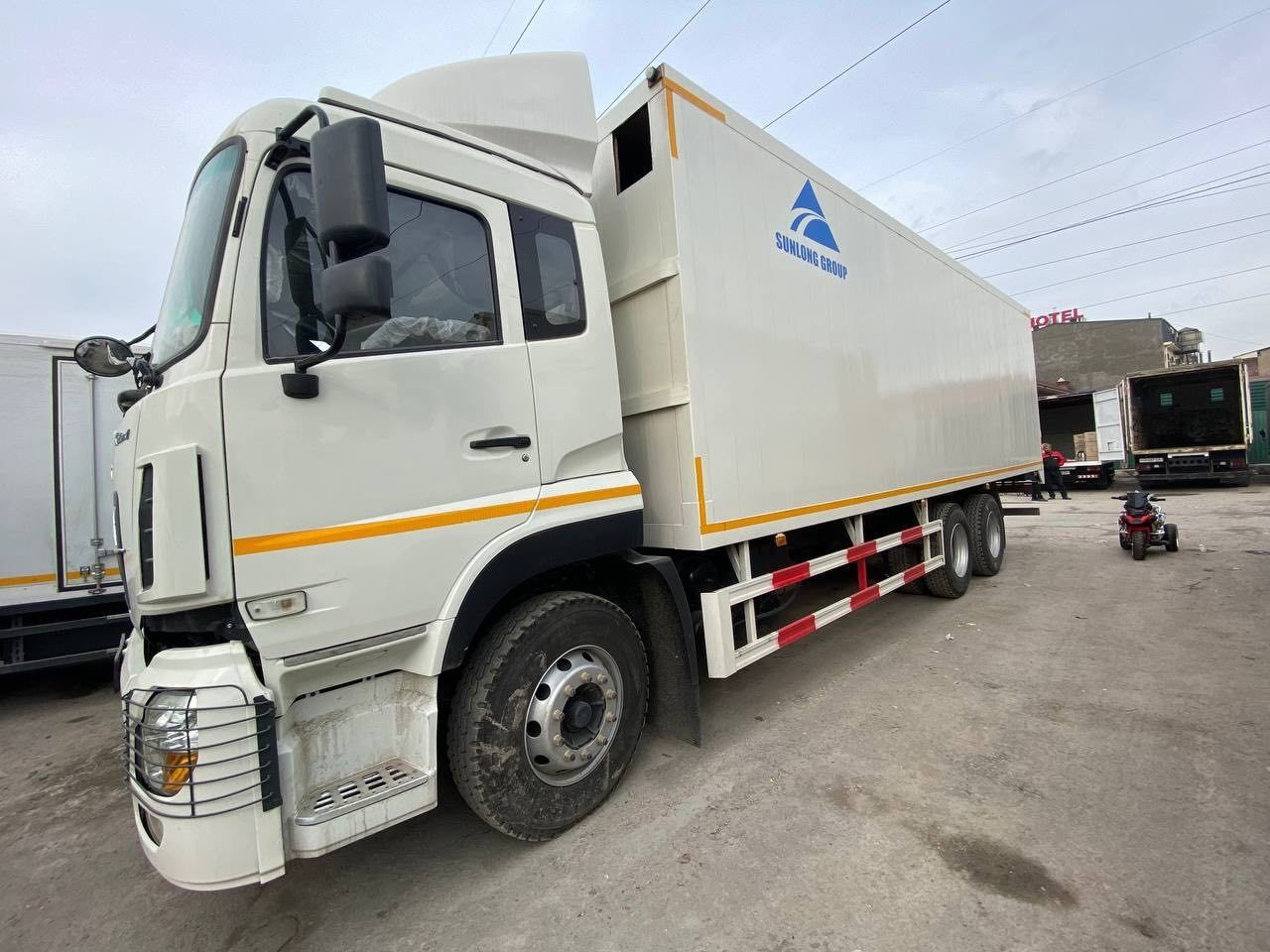 Dongfeng 350 от кучи, 20 тонна, фургон