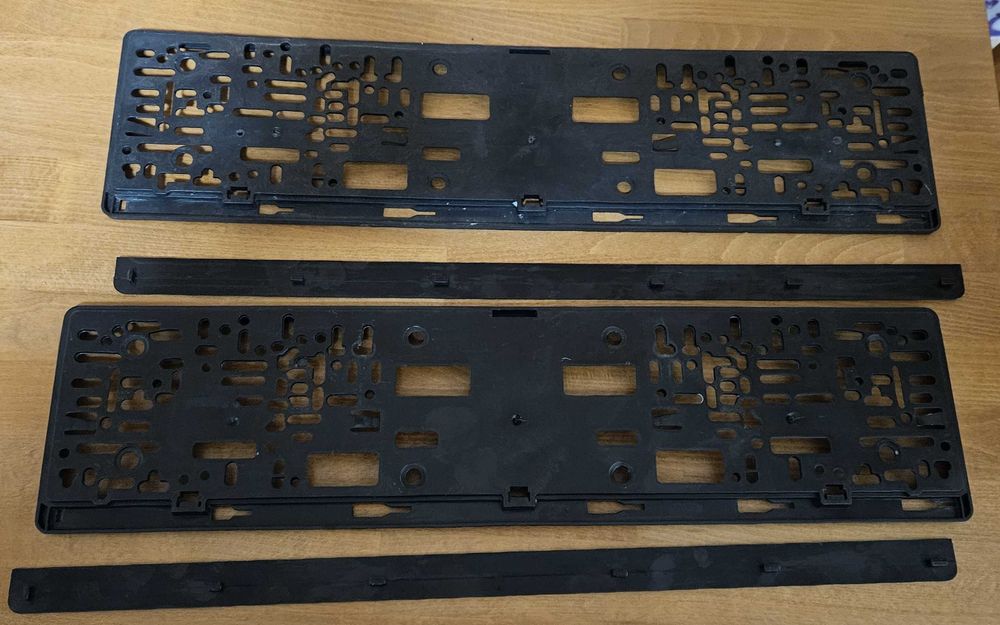 Комплект (2 броя) поставка/държач за регистрационен номер на автомобил