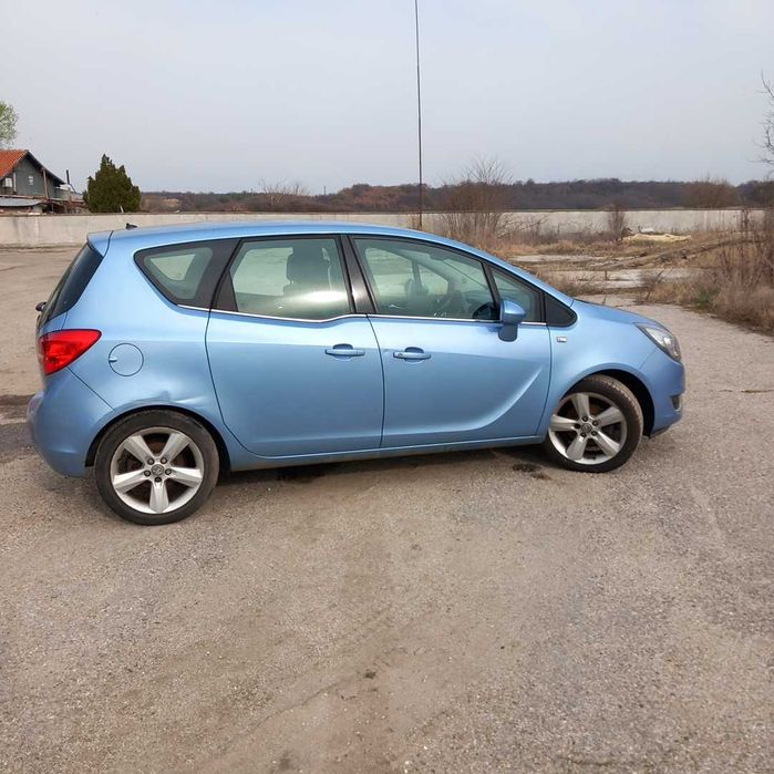 Опел Мерива Б Фейс 1,4 синя 2014г./Opel Meriva B 1,4 бензин на части