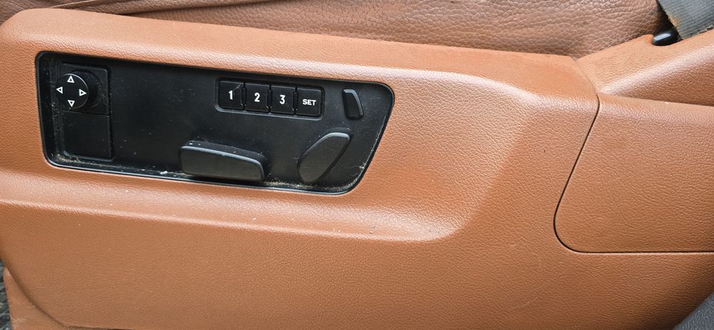 Volkswagen Touareg 3.0 v6 Mașina fara investiție!