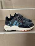 Маратонки adidas nite jogger EE5906