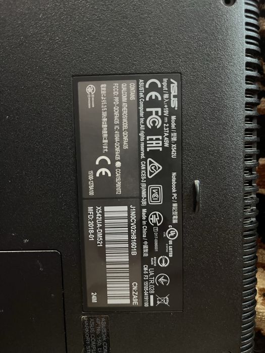 Vând Laptop Asus I5